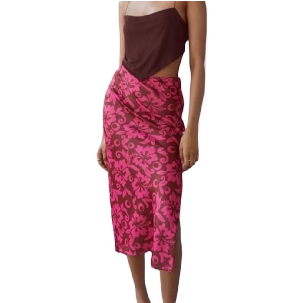 Urban Outfitters Edy Satin Floral Midi Skirt Size Medium